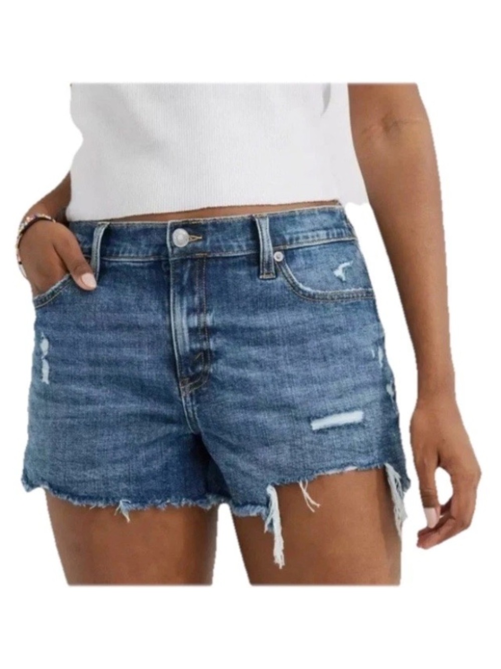 NWT Women’s Aerie Daydream Denim Distressed Shorts Medium Blue Wash Size Small..